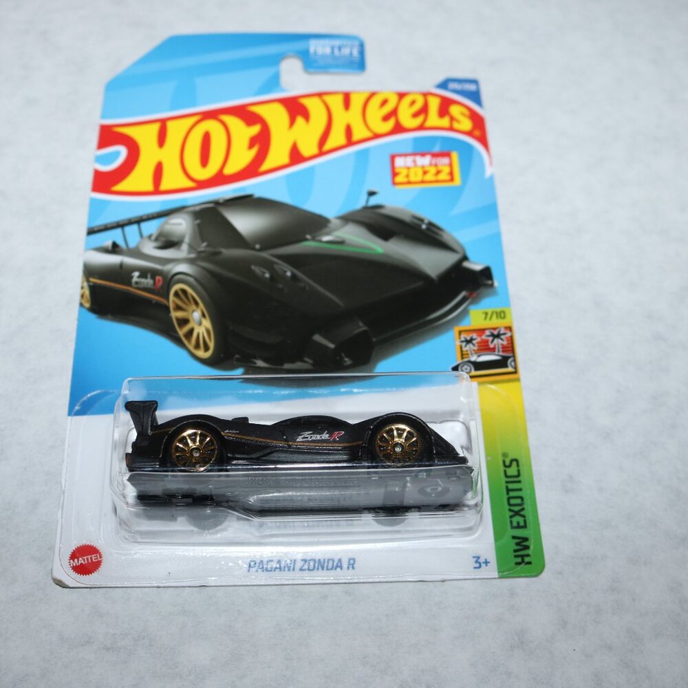 Hot Wheels Exotics lot of 5 all new - Picture 7 of 7